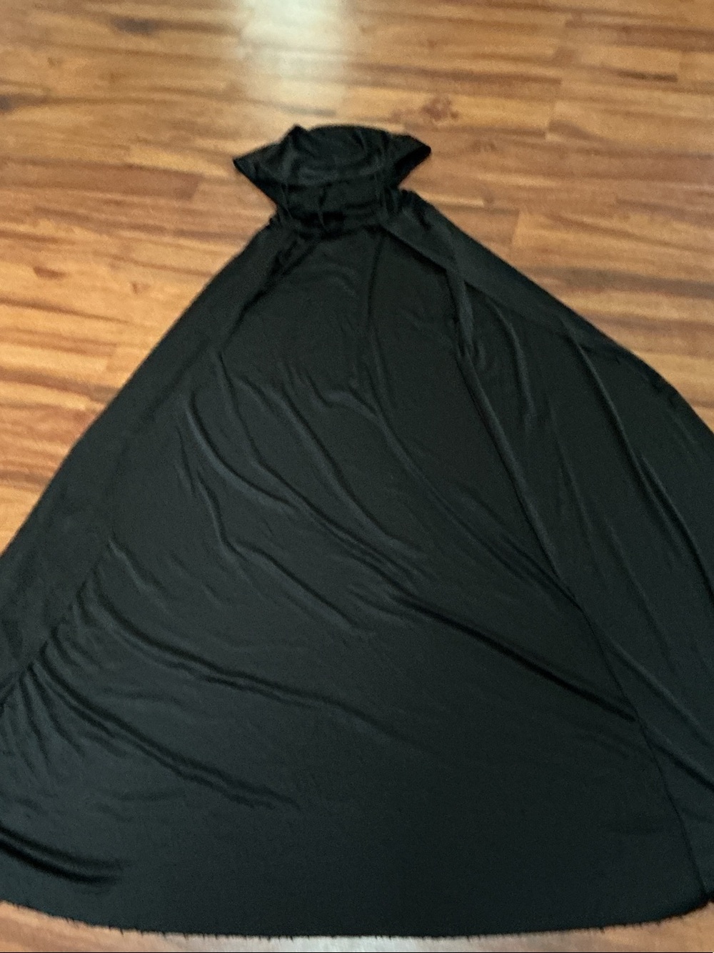 black hooded cape flowing fabric capa medieval capa capucha Halloween unisex